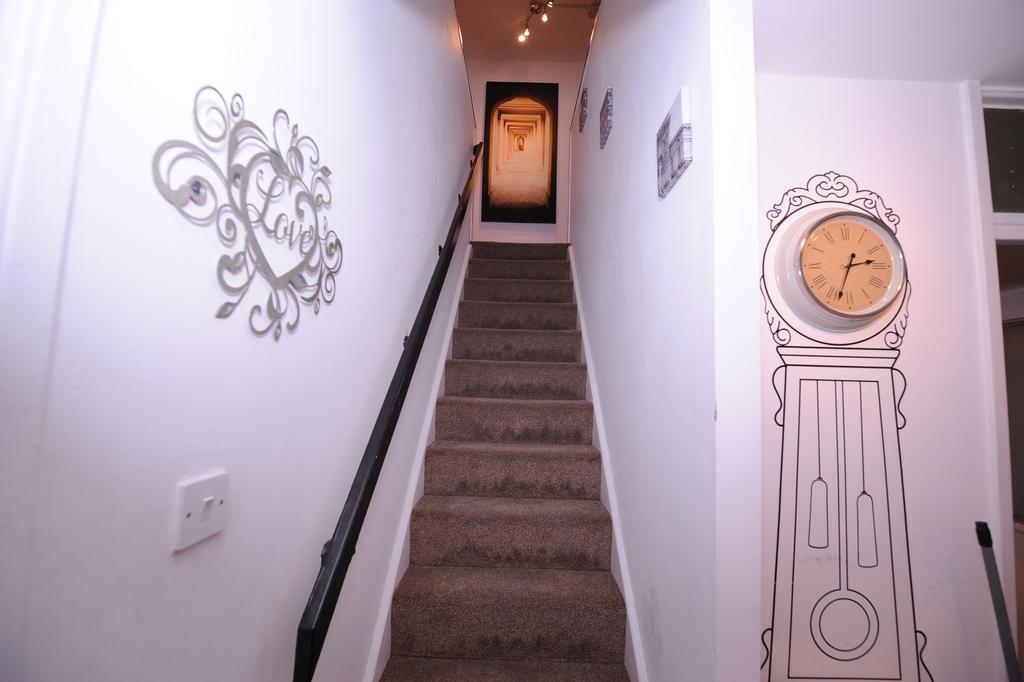 Kingward Rooms Londra Exterior foto